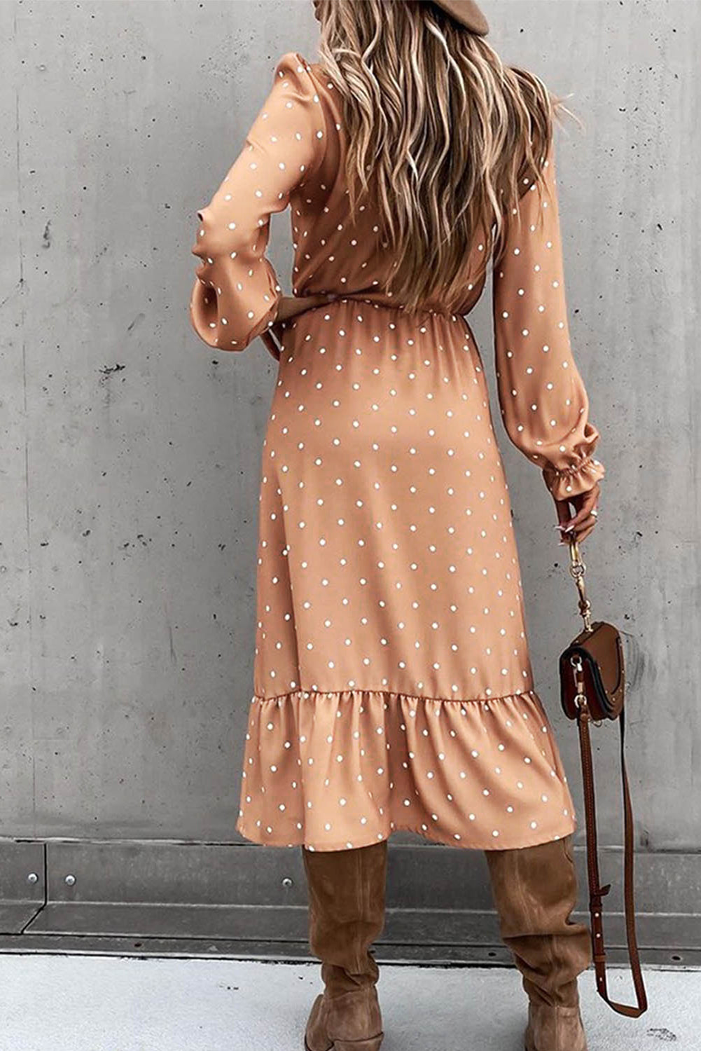 Polka dot dress back