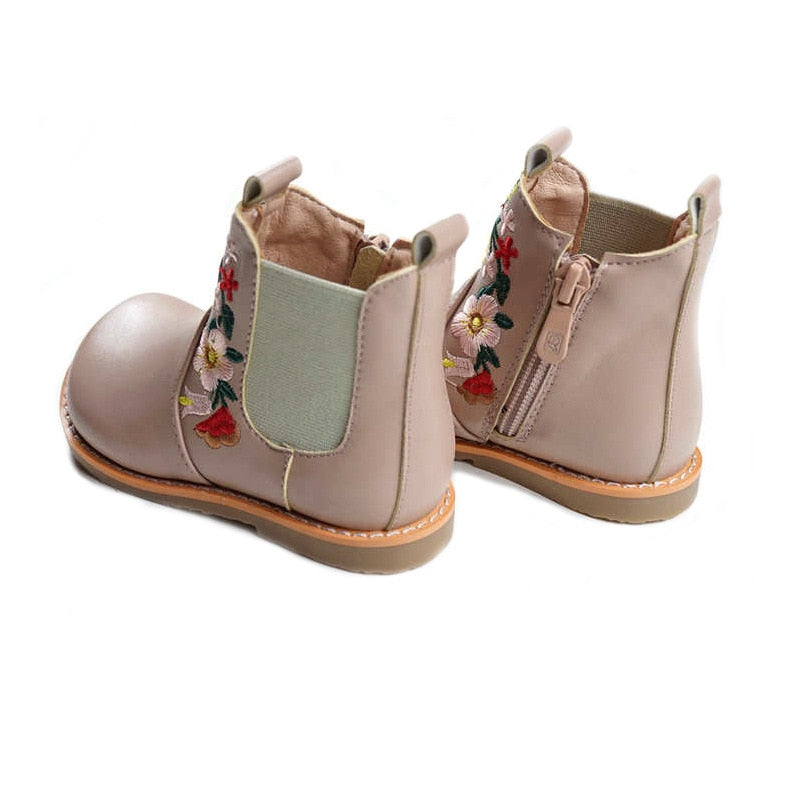 Brand New Fashion Genuine Leather embroidered
