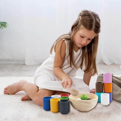 Vasos y pelotas de madera - Juguete Montessori de combinación de colores