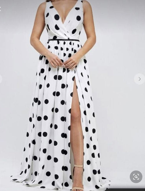 Queen Polka Dotted Maxi-Dress